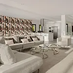 Vila Karat Esmeralda