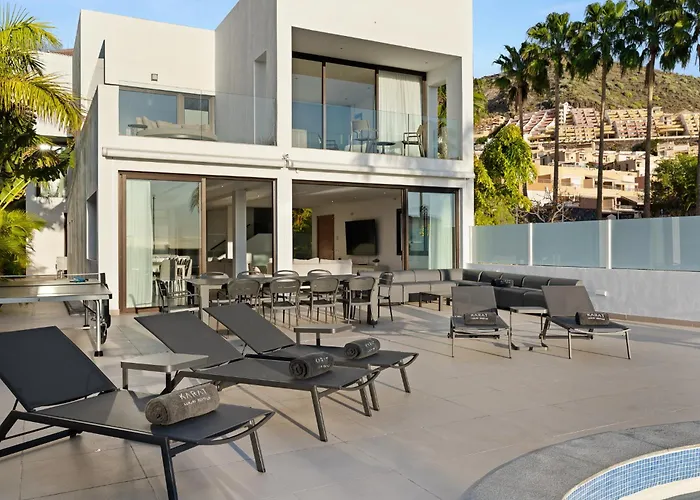 Karat Esmeralda * אדחה