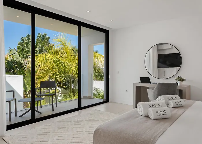 Karat Esmeralda Costa Adeje