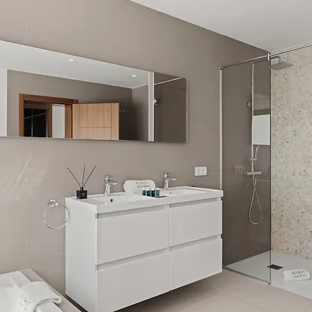 Karat Esmeralda Вілла